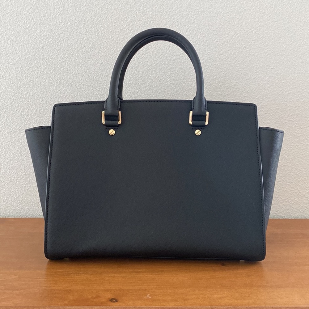 Michael Kors Selma Saffiano Leather Medium Trapeze Satchel in Black - Picture 3 of 6